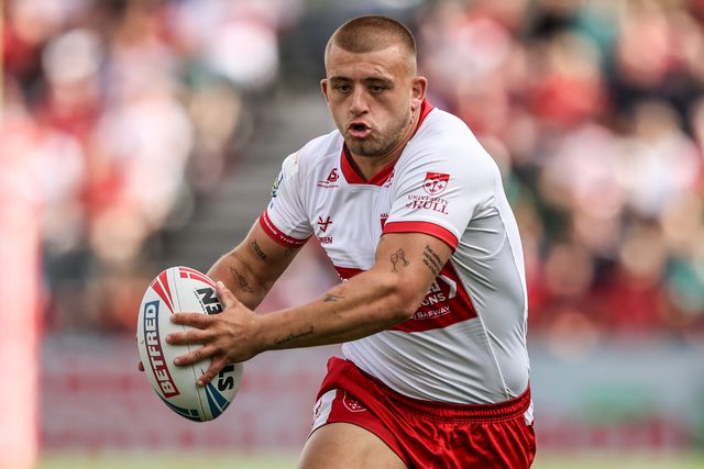Mikey Lewis of Hull KR breaks with the ball during the Betfred Super League round 18 match Hull KR vs Wakefield Trinity at Sewell Group Craven Park, Hull, United Kingdom on 11 July 2026

(Photo by Alfie Cosgrove/News Images)