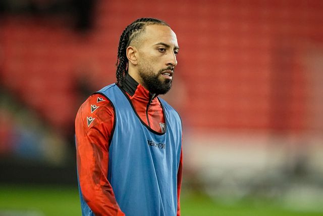 Sorba Thomas of Stoke City in the pregame warmup session  during the Sky Bet Championship match Stoke City vs Oxford United at Bet365 Stadium, Stoke On Trent, United Kingdom on 25 February 2026

(Photo by Maynard Manyowa/News Images)