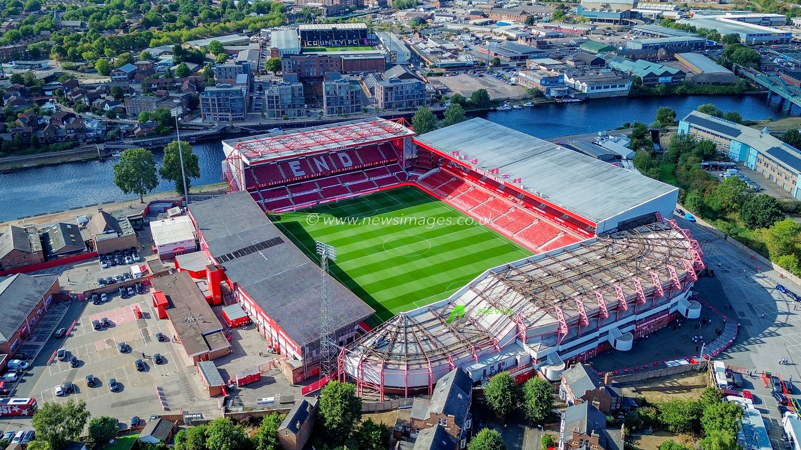 Carabao Cup round 2 Nottingham Forest v Leeds Rhinos