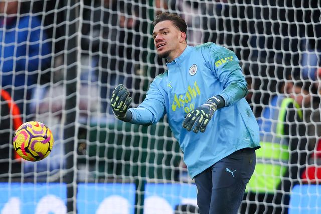 Ederson of Manchester City warms up prior to the Premier League match Crystal Palace vs Manchester City at Selhurst Park, London, United Kingdom, 7th December 2024

(Photo by Izzy Poles/News Images)