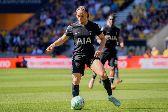 Xavi Simons of Tottenham Hotspur controls the ball  during the Premier League match Wolverhampton Wanderers vs Tottenham Hotspur at Molineux, Wolverhampton, United Kingdom on 25 April 2026

(Photo by Maynard Manyowa/News Images)