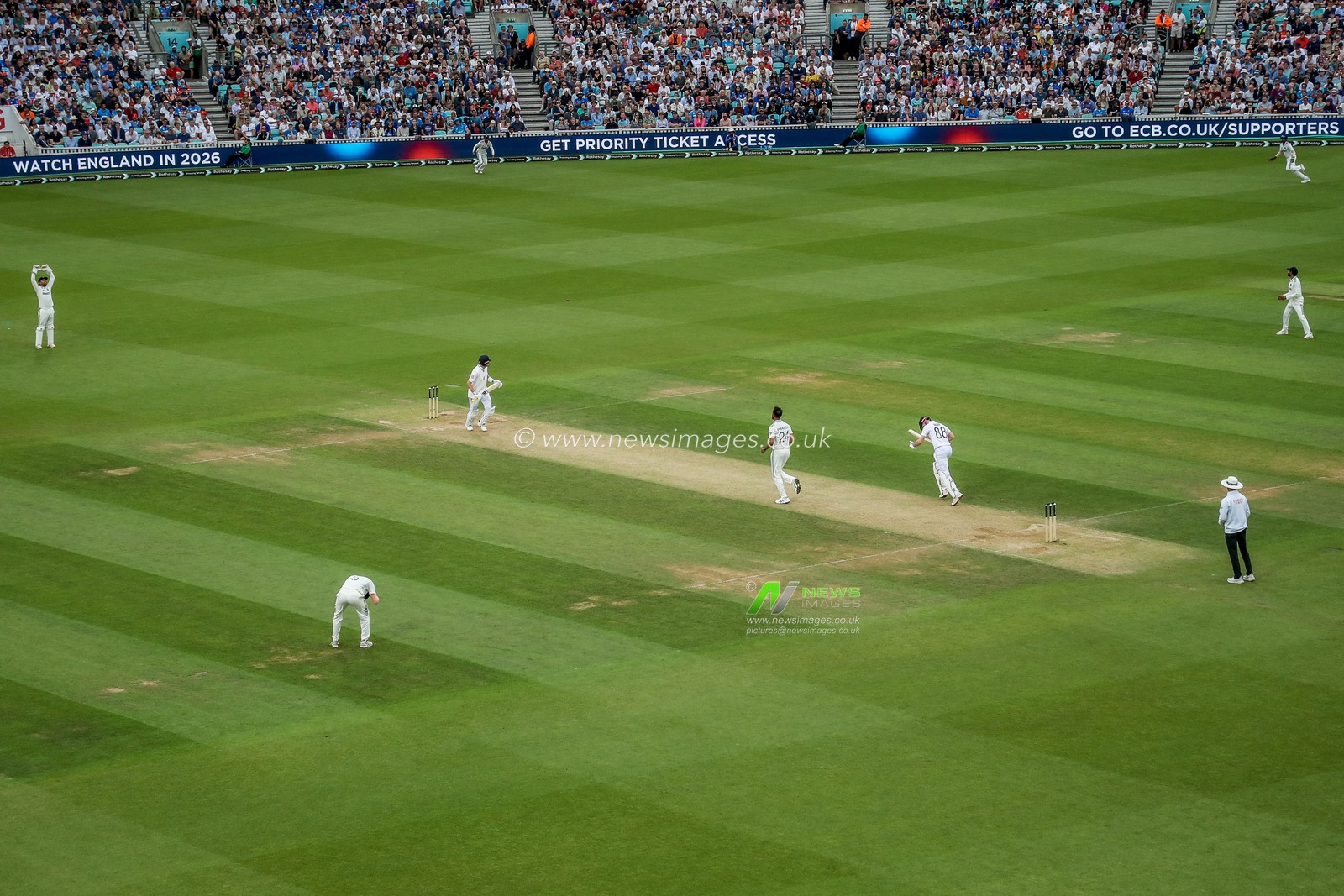 A general view of the 5th Rothesay Test Match day 4 England vs India at The Kia Oval, London, United Kingdom, 3rd August 2025

(Photo by Izzy Poles/News Images)