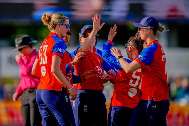Linsey Smith of England celebrates the wicket of Amelia Kerr of New Zealand during the England Women v New Zealand 1st Vitality IT20 match at The Central Co-Op County Ground, Derby, United Kingdom on 20 May 2026

(Photo by Maynard Manyowa/News Images)