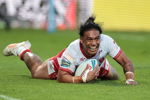 Tom Amone of Hull KR goes over for a try during the Betfred Super League round 10 match Hull KR vs Castleford Tigers at Sewell Group Craven Park, Hull, United Kingdom on 30 April 2026

(Photo by Mark Cosgrove/News Images)