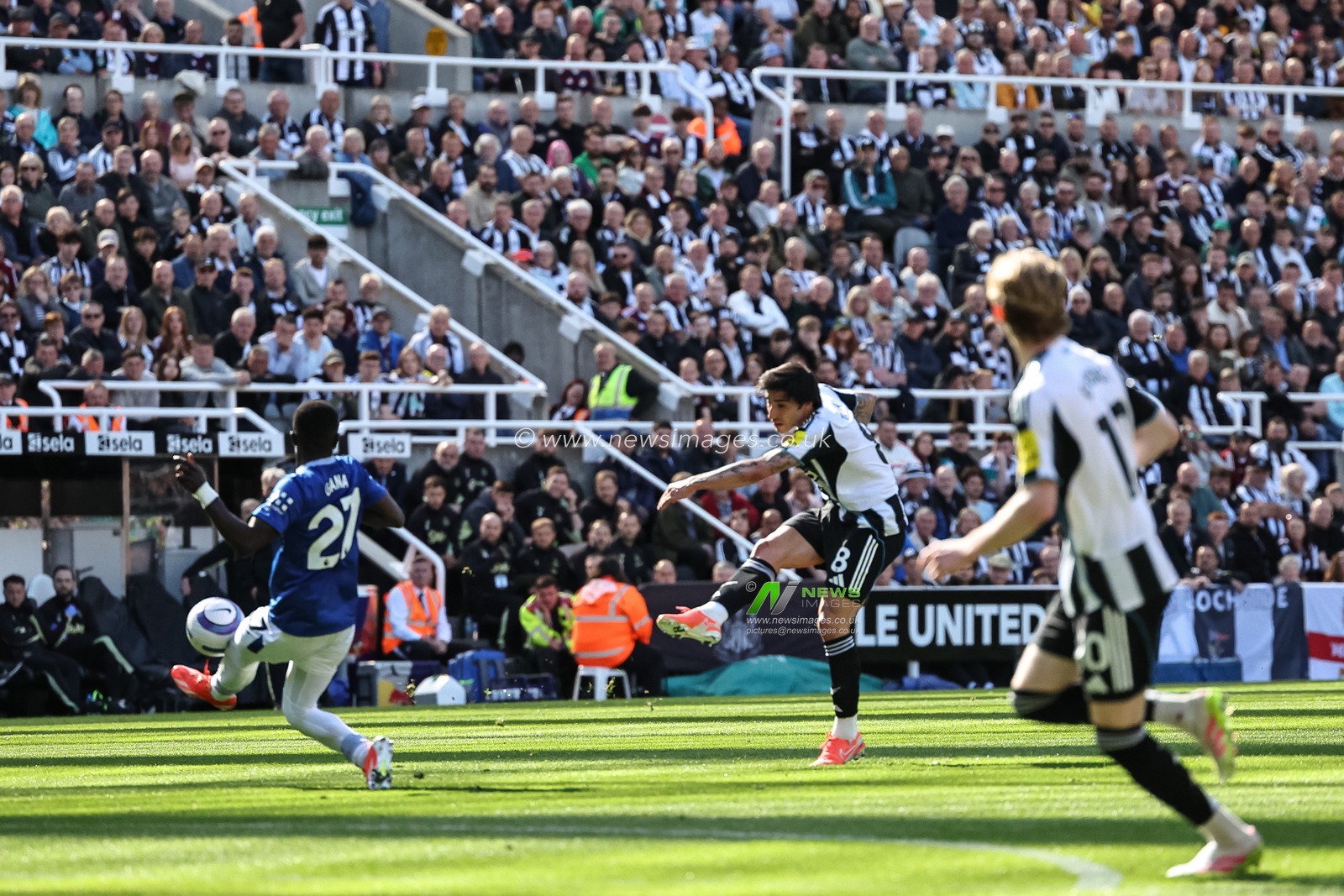 \b8\\skduring the Premier League match Newcastle United vs Everton at St. James's Park, Newcastle, United Kingdom, 25th May 2025

(Photo by Mark Cosgrove/News Images)