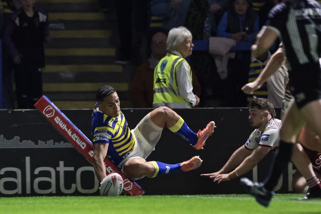 Albert Hopoate of Warrington Wolves goes over for a try during the Betfred Super League round 9 match Warrington Wolves vs Wigan Warriors at The Halliwell Jones Stadium, Warrington, United Kingdom on 24 April 2026

(Photo by Mark Cosgrove/News Images)