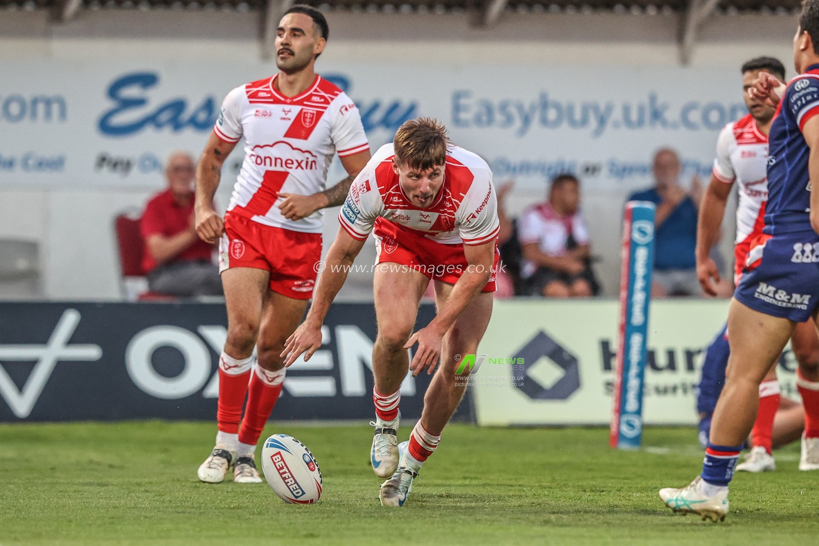 Tom Davies of Hull KR goes over for a try during the Betfred Super League round 16 match Hull KR vs Wakefield Trinity at Sewell Group Craven Park, Kingston upon Hull, United Kingdom, 27th June 2025

(Photo by Alfie Cosgrove/News Images)