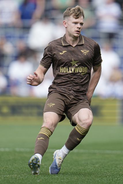Keane Lewis-Potter of Brentford during the Pre-season friendly match Queens Park Rangers vs Brentford at Kiyan Prince Foundation Stadium, London, United Kingdom, 2nd August 2025

(Photo by Harvey Murphy/News Images)