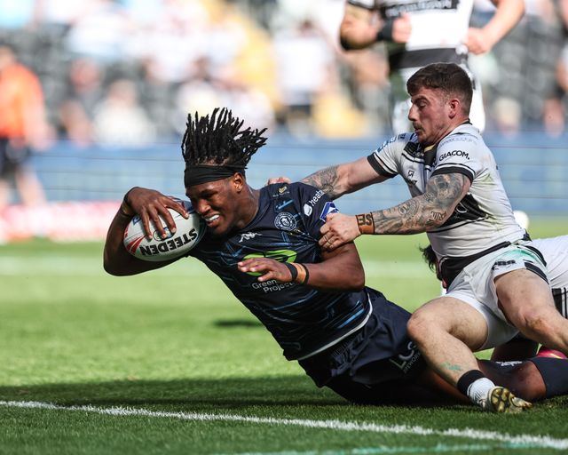 Junior Nsemba of Wigan Warriors goes over for a try during the Betfred Super League Round 9 match Hull FC vs Wigan Warriors at MKM Stadium, Hull, United Kingdom, 27th April 2025

(Photo by Mark Cosgrove/News Images)
