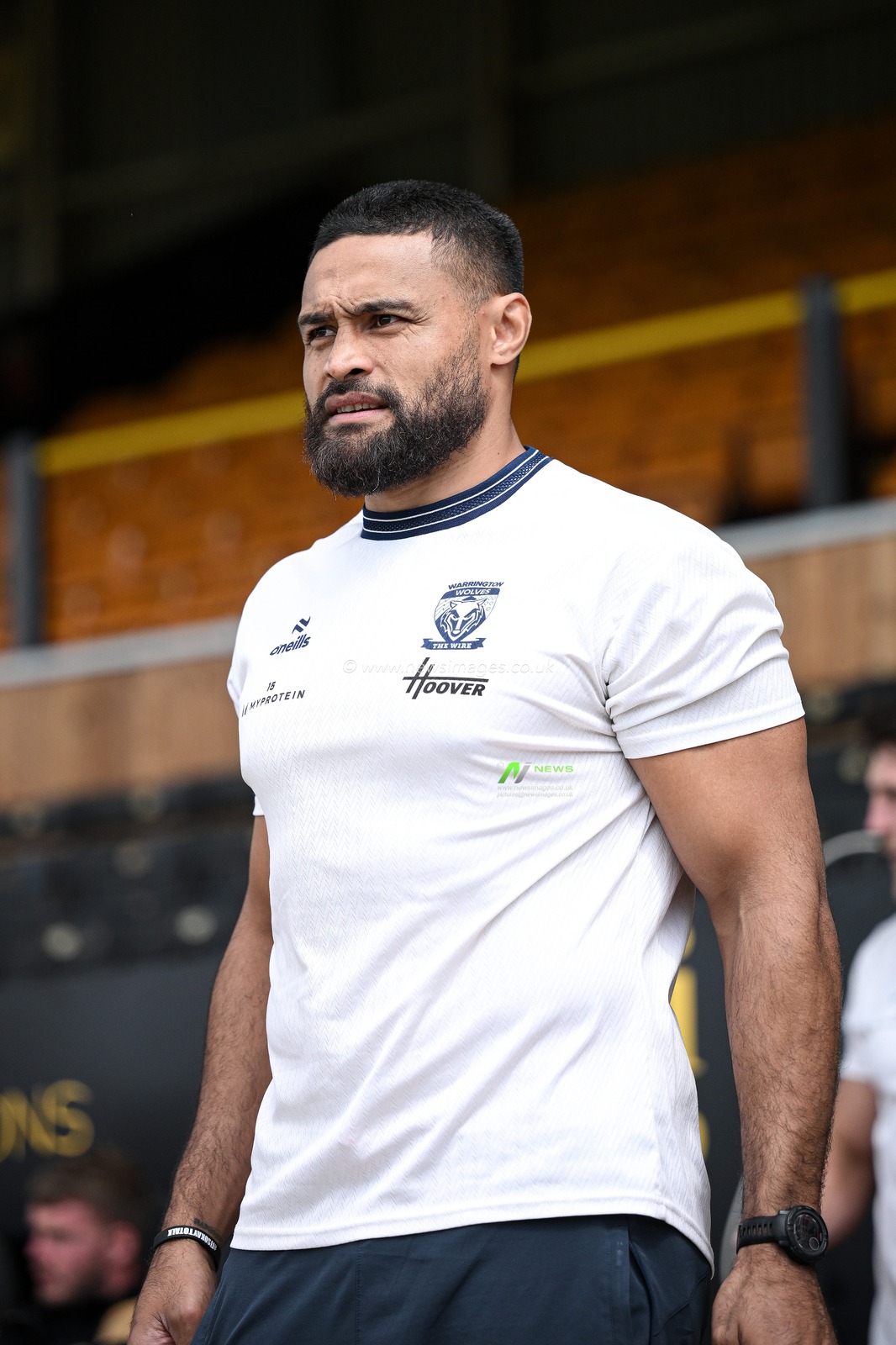 Toafofoa Sipley of Warrington Wolveslooks on prior to the Betfred Super League round 21 match Castleford Tigers vs Warrington Wolves at OneBore Stadium, Castleford, Untied Kingdom on 01 August 2026

(Photo by Ben Roberts/News Images)
