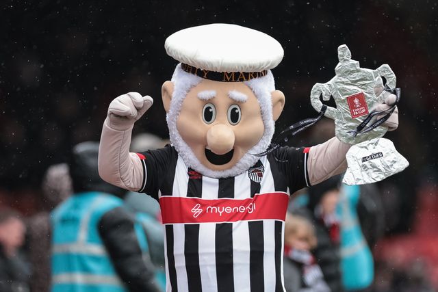 Grimsby mascot with a tinfoil FA Cup during the Emirates FA Cup 4th Round match Grimsby Town vs Wolverhampton Wanderers at Blundell Park, Cleethorpes, United Kingdom on 15 February 2026

(Photo by Mark Cosgrove/News Images)