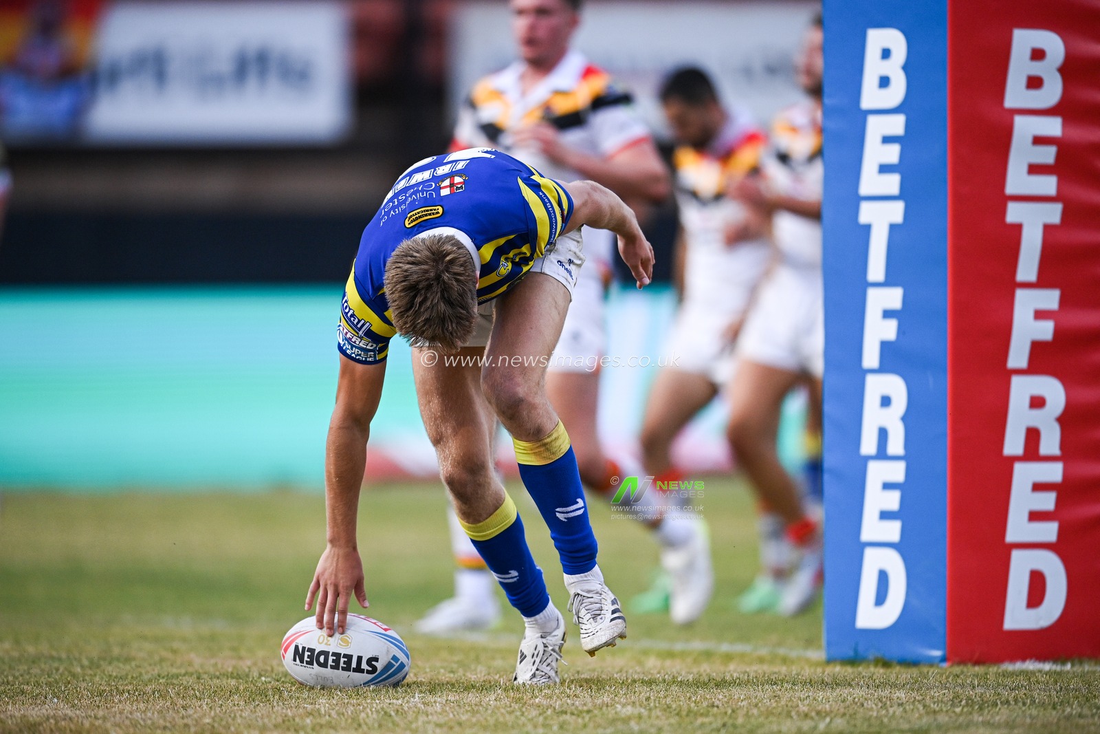 Betfred Super League round 22 Bradford Bulls v Warrington Wolves