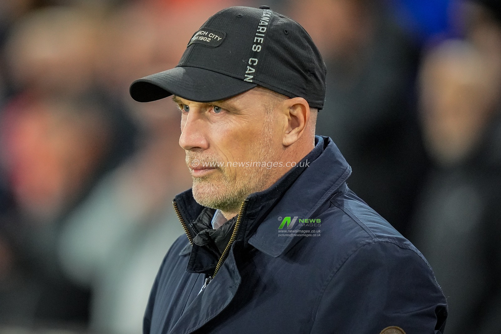 Norwich City Manager Philippe Clement during the Sky Bet Championship match Sheffield United vs Norwich City at Bramall Lane, Sheffield, United Kingdom, 9th December 2025

(Photo by Maynard Manyowa/News Images)

*** GER AUT SUI OUT ***