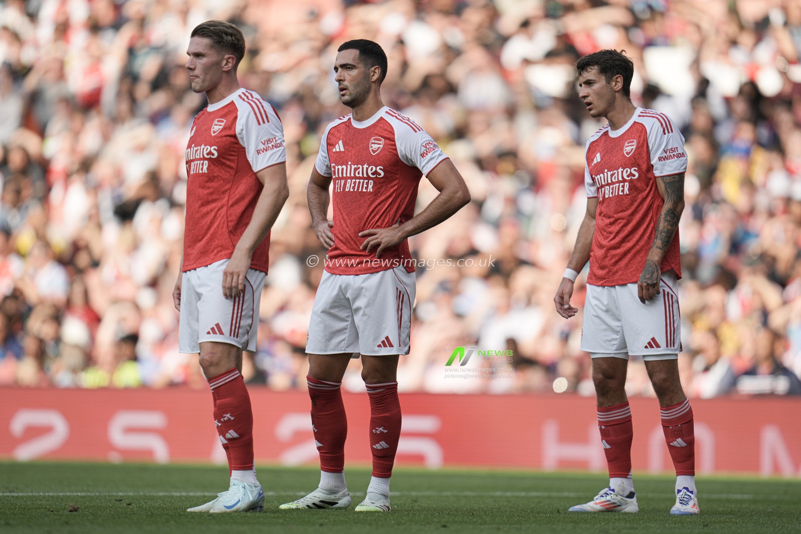 Arsenal players during the Pre-season friendly match Arsenal vs Villarreal at Emirates Stadium, London, United Kingdom, 6th August 2025

(Photo by Harvey Murphy/News Images)
