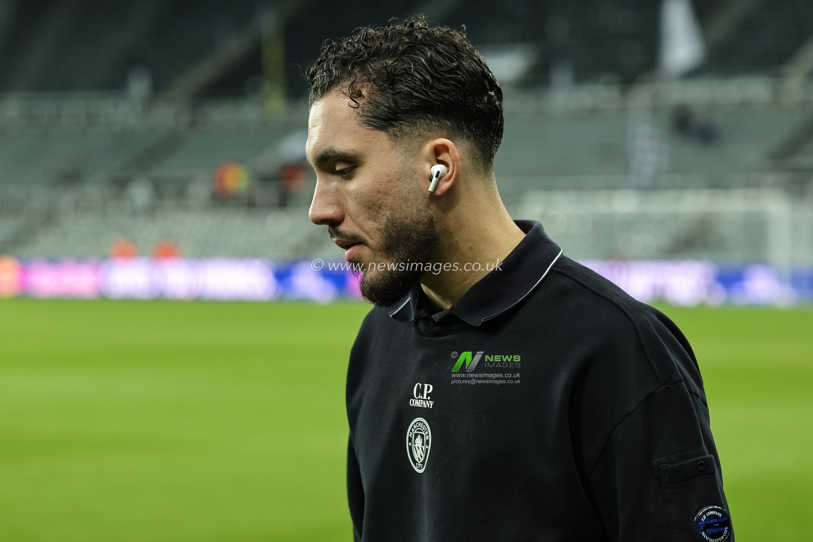 Rayan Cherki of Manchester City arrives during the Carabao Cup Semi-finals First Leg Newcastle United vs Manchester City at St. James's Park, Newcastle, United Kingdom, 13th January 2026

(Photo by Mark Cosgrove/News Images)