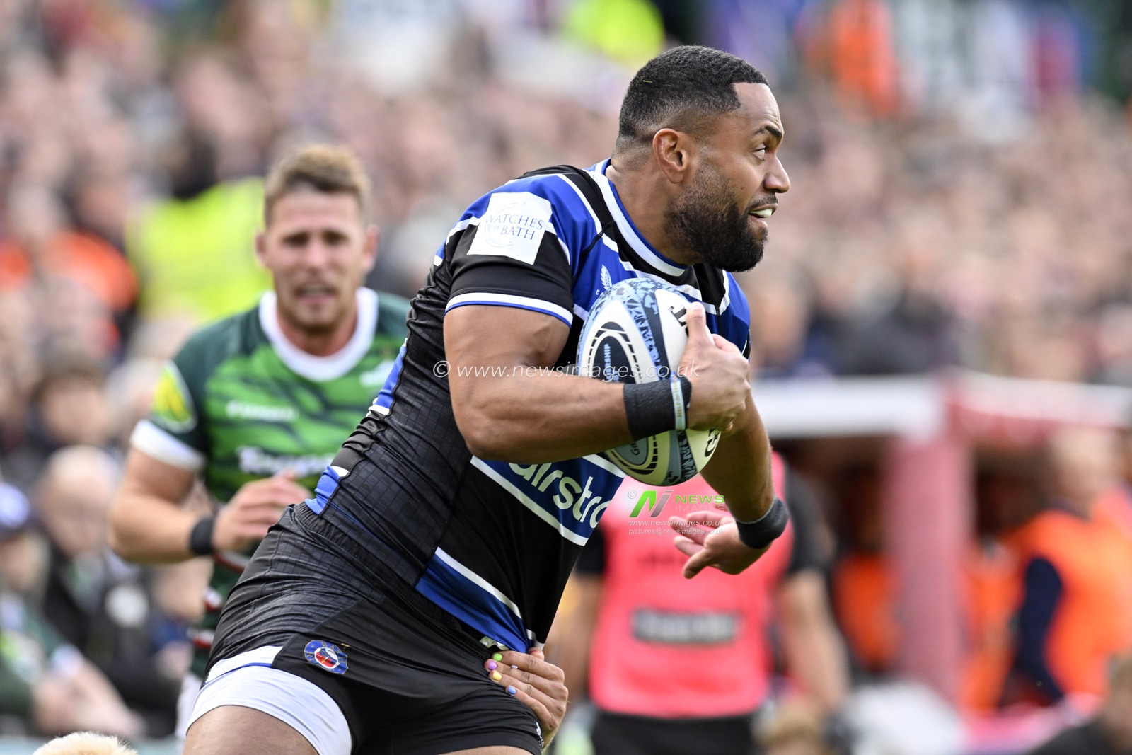 J COKANASIGA of Bath Rugby attacking with the ball during the Gallagher Premiership match Leicester Tigers vs Bath Rugby at Welford Road, Leicester, United Kingdom, 29th September 2024

(Photo by Mark Dunn/News Images)
