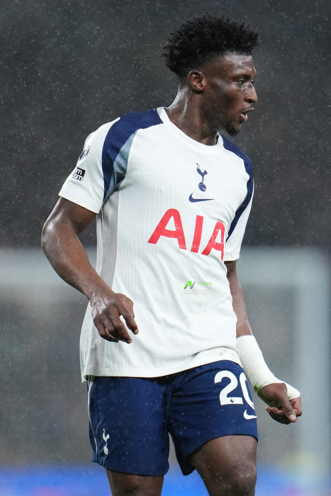 Mohammed Kudus of Tottenham Hotspur during the Premier League match Tottenham Hotspur vs Brentford at Tottenham Hotspur Stadium, London, United Kingdom, 6th December 2025

(Photo by Harvey Murphy/News Images)

*** GER AUT SUI OUT ***