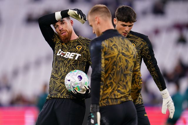 Wolverhampton Wanderers goalkeeper Jose Sa warming up during the Premier League match West Ham United vs Wolverhampton Wanderers at London Stadium, London, United Kingdom on 10 April 2026

(Photo by Harvey Murphy/News Images)