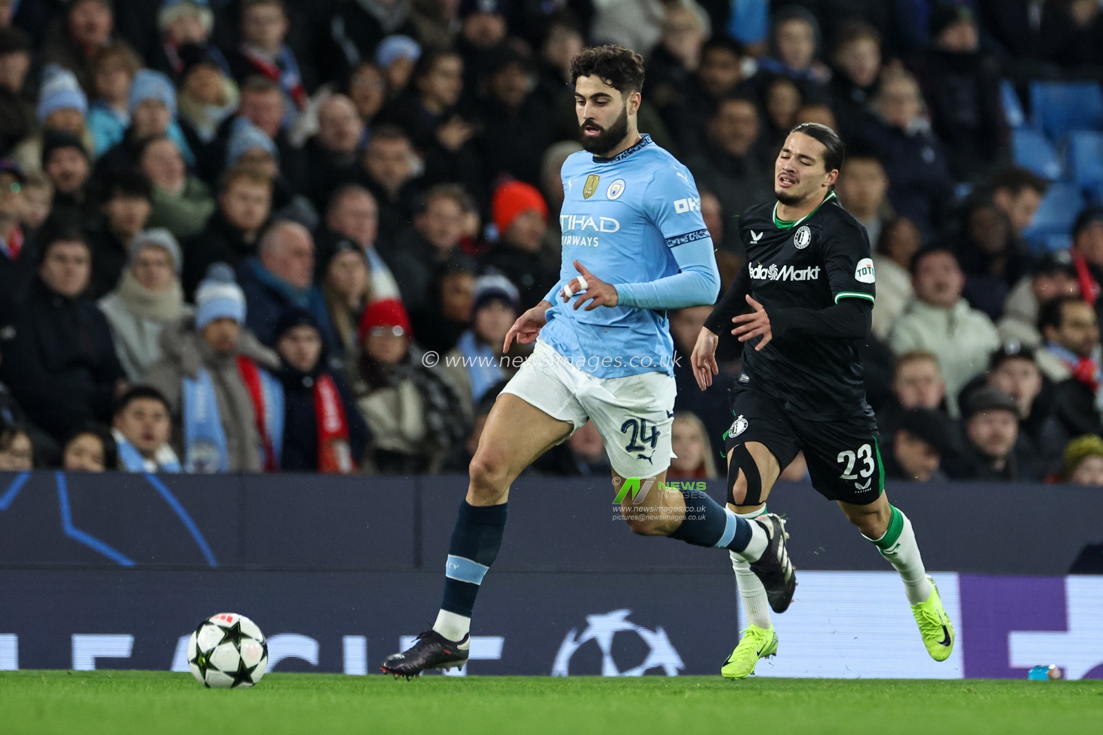 Josko Gvardiol of Manchester City chases the ball during the UEFA Champions League match Manchester City vs Feyenoord at Etihad Stadium, Manchester, United Kingdom, 26th November 2024

(Photo by Mark Cosgrove/News Images)