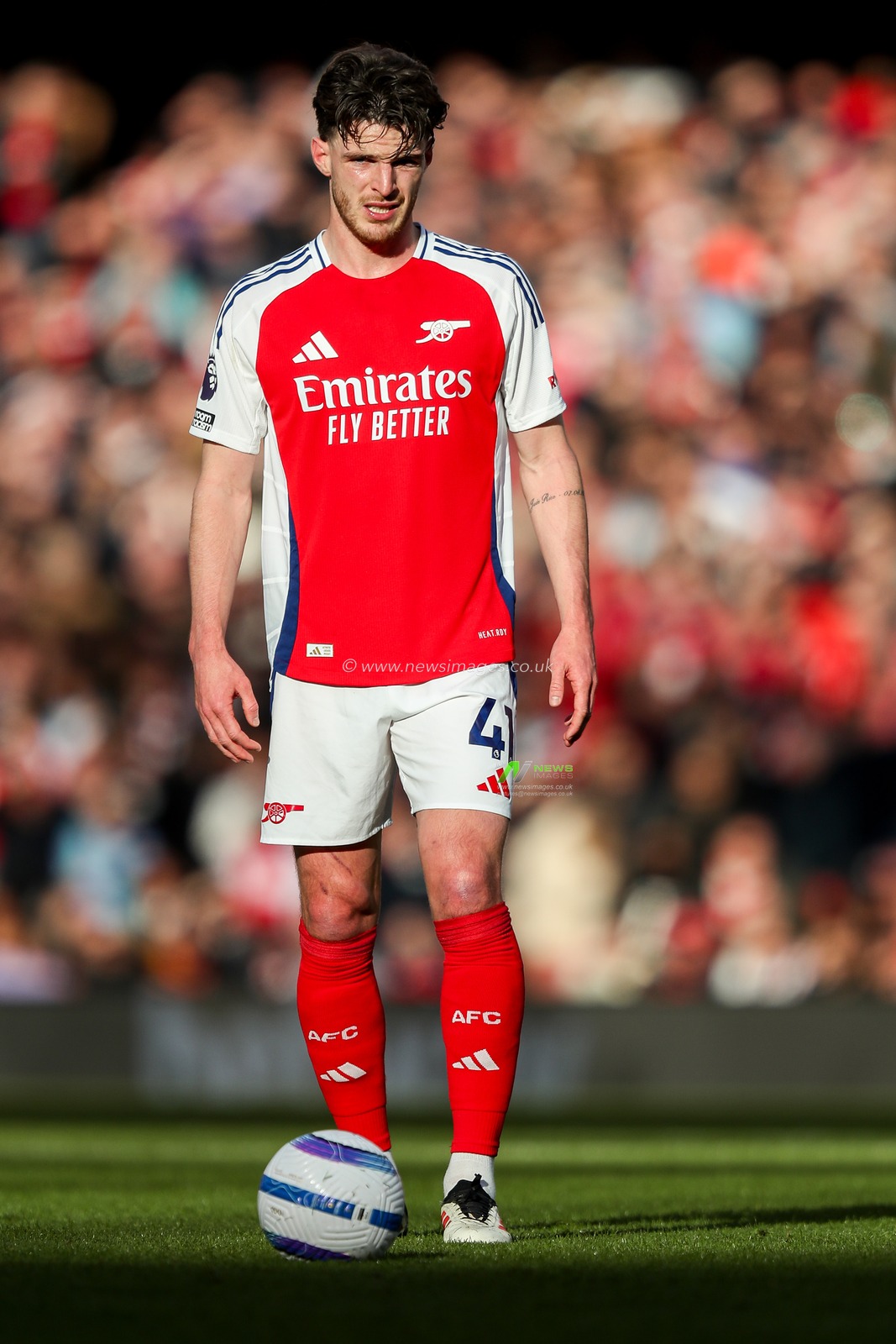 Declan Rice of Arsenal in action during the Premier League match Arsenal vs West Ham United at Emirates Stadium, London, United Kingdom, 22nd February 2025

(Photo by Izzy Poles/News Images)