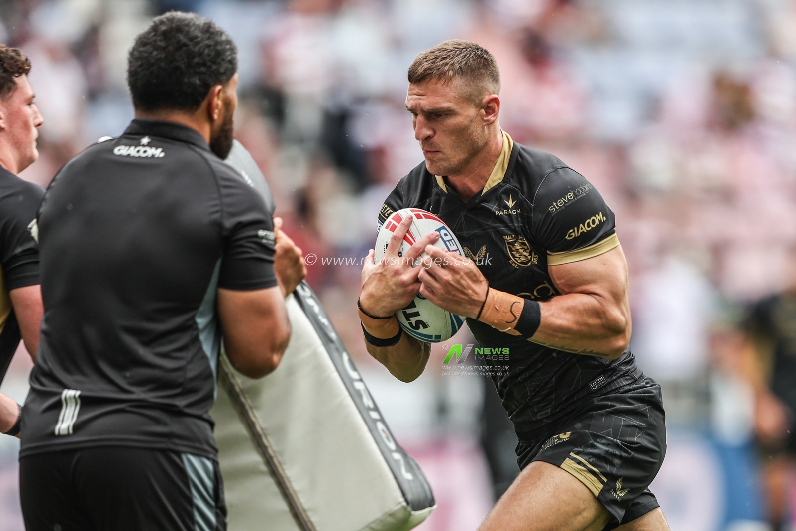 Jed Cartwright of Hull FC during pre-game warm up during the Betfred Super League Round 19 match Wigan Warriors vs Hull FC at The Brick Community Stadium, Wigan, United Kingdom, 19th July 2025

(Photo by Alfie Cosgrove/News Images)