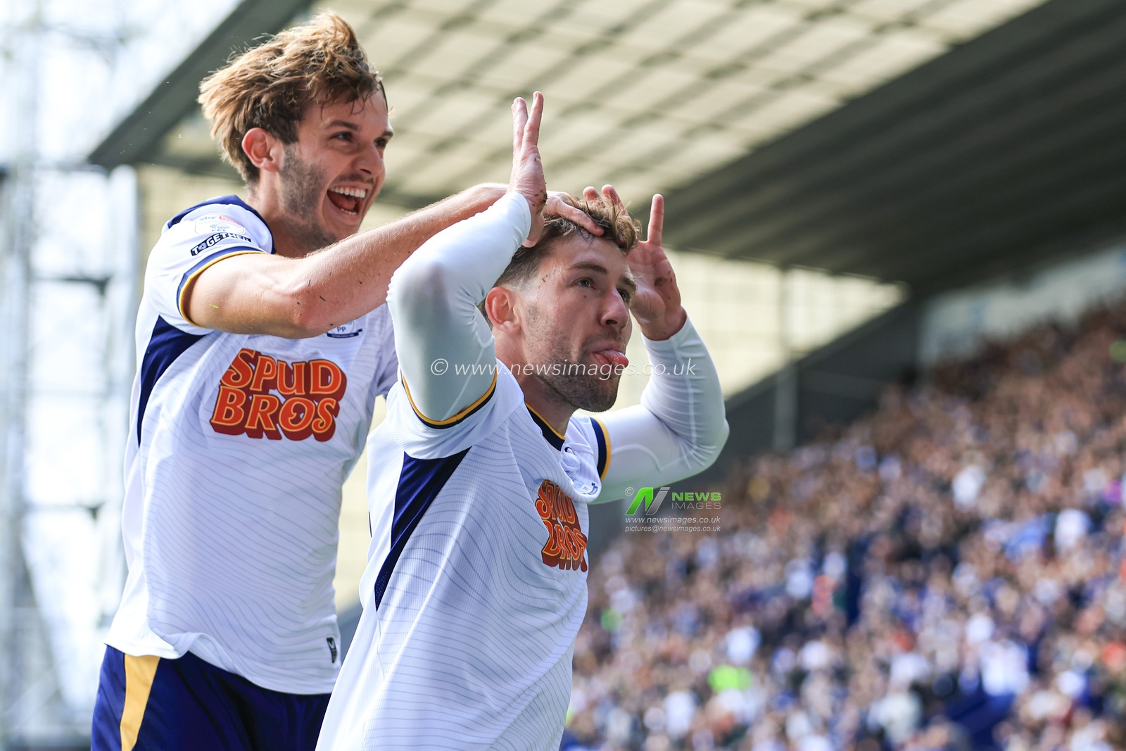 Callum Lang of Preston North End celebrates after scoring to make it 1-0 during the Sky Bet Championship match Preston North End vs Blackburn Rovers at Deepdale, Preston, United Kingdom on 05 September 2026

(Photo by Jorge Horsted/News Images)