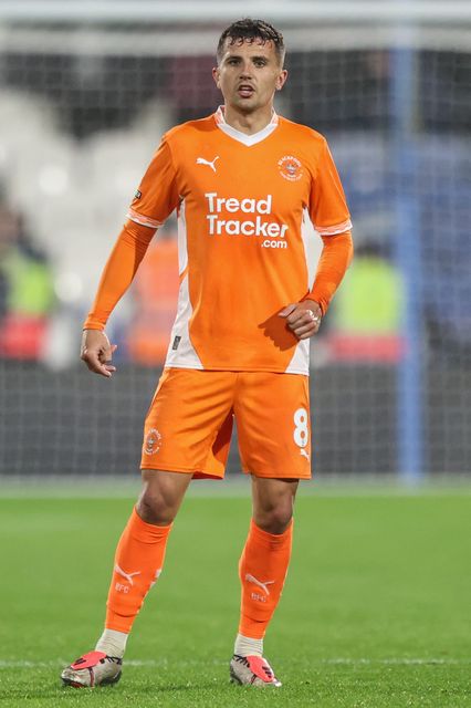 Albie Morgan of Blackpool during the Sky Bet League 1 match Huddersfield Town vs Blackpool at John Smith's Stadium, Huddersfield, United Kingdom, 24th September 2024

(Photo by Alfie Cosgrove/News Images)