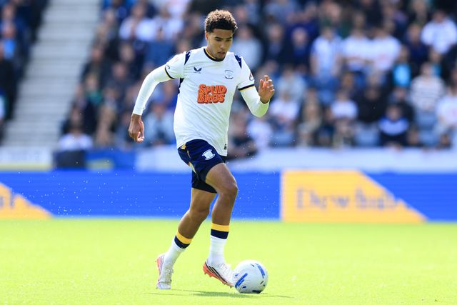 Caleb Wiley of Preston North End with ball at his feet during the Sky Bet Championship match Preston North End vs Blackburn Rovers at Deepdale, Preston, United Kingdom on 05 September 2026

(Photo by Jorge Horsted/News Images)