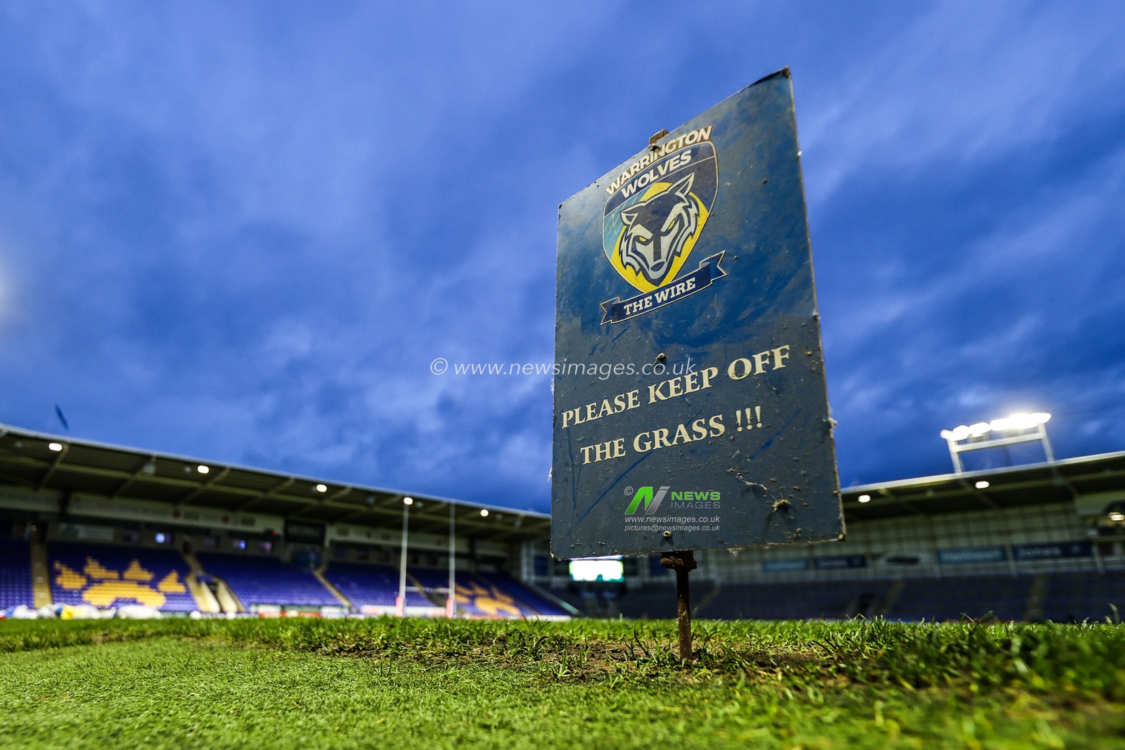 A general view of Halliwell Jones Stadium ahead of the Betfred Super League Round 1 match Warrington Wolves vs St Helens at The Halliwell Jones Stadium, Warrington, United Kingdom on 13 February 2026

(Photo by Alfie Cosgrove/News Images)