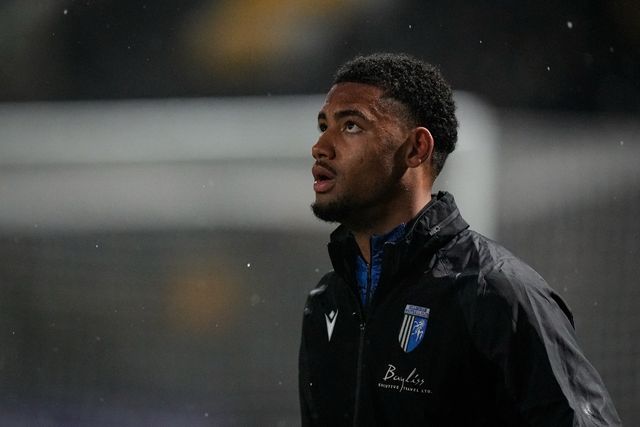 Travis Akomeah of Gillingham in the pregame warmup session  during the Sky Bet League 2 match Notts County vs Gillingham at Meadow Lane, Nottingham, United Kingdom, 3rd February 2026

(Photo by Maynard Manyowa/News Images)