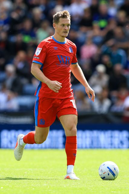 Sean McLoughlin of Blackburn Rovers with ball at his feet during the Sky Bet Championship match Preston North End vs Blackburn Rovers at Deepdale, Preston, United Kingdom on 05 September 2026

(Photo by Jorge Horsted/News Images)