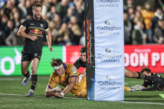 Alex Coles of Northampton Saints goes over for a try during the Gallagher Premiership match Newcastle Red Bulls vs Northampton Saints at Kingston Park, Newcastle, United Kingdom, 17th October 2025

(Photo by Mark Cosgrove/News Images)