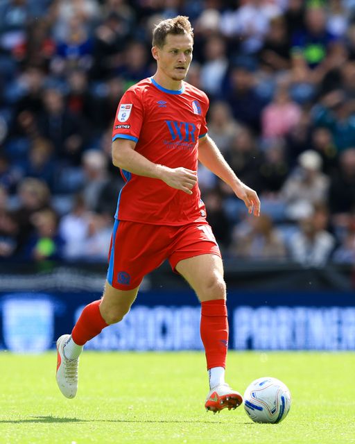 Sean McLoughlin of Blackburn Rovers with ball at his feet during the Sky Bet Championship match Preston North End vs Blackburn Rovers at Deepdale, Preston, United Kingdom on 05 September 2026

(Photo by Jorge Horsted/News Images)