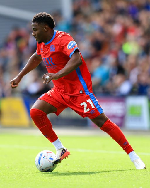 Lee Nicholls of Preston North End dribbles forward during the Sky Bet Championship match Preston North End vs Blackburn Rovers at Deepdale, Preston, United Kingdom on 05 September 2026

(Photo by Jorge Horsted/News Images)