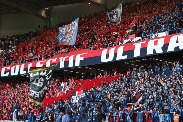 The Collectif Ultras Paris fans sing and dance ahead of kickoff during the UEFA Champions League Quarter Finals match Paris Saint-Germain vs Liverpool at Parc des Princes, Paris, France on 08 April 2026

(Photo by Alfie Cosgrove/News Images)