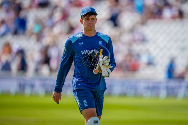 Jamie Smith of England in the pre-game warm up session during the 3rd Rothesay Test Match Day 1 match England vs New Zealand at Trent Bridge, Nottingham, United Kingdom on 25 June 2026

(Photo by Maynard Manyowa/News Images)