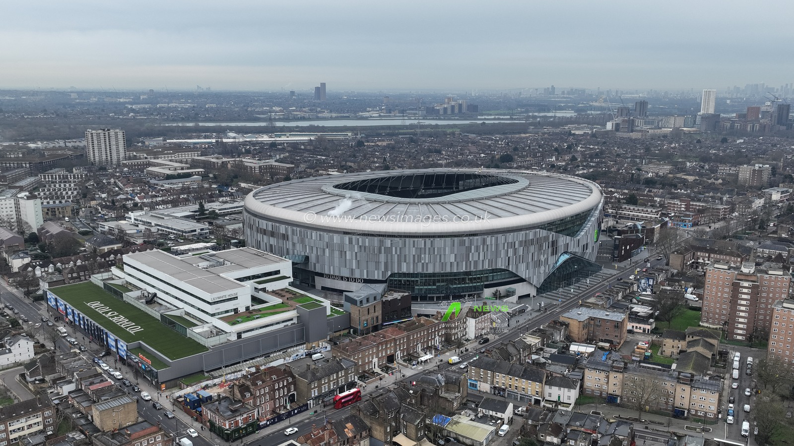 An aerial view of The Tottenham Hotspur Stadium during the Carabao Cup Semi-Finals First Leg Tottenham Hotspur vs Liverpool at Tottenham Hotspur Stadium, London, United Kingdom, 8th January 2025

(Photo by Mark Cosgrove/News Images)