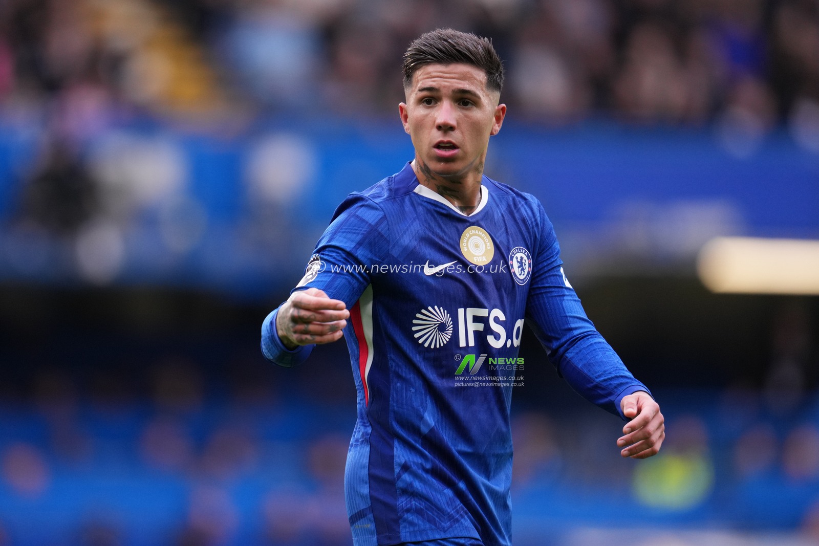 Enzo Fernandez of Chelsea during the Premier League match Chelsea vs Burnley at Stamford Bridge, London, United Kingdom on 21 February 2026

(Photo by Harvey Murphy/News Images)