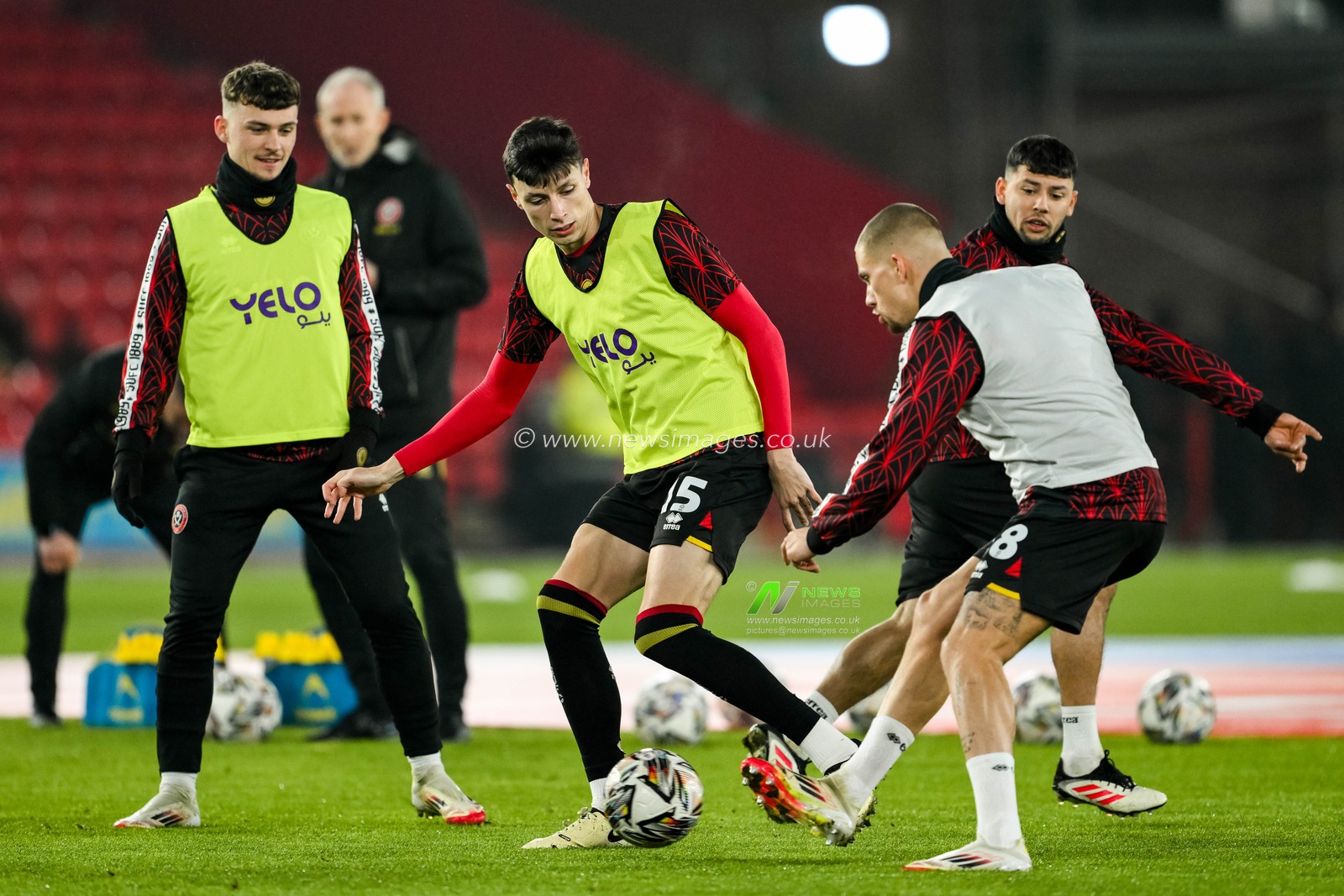 Anel Ahmedhodzic of Sheffield United warms up prior to the Sky Bet Championship match Sheffield United vs Middlesbrough at Bramall Lane, Sheffield, United Kingdom, 12th February 2025

(Photo by Craig Thomas/News Images)