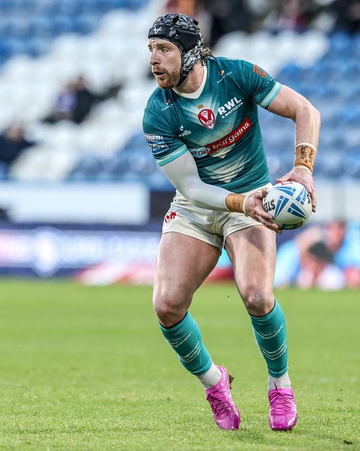 Jackson Hastings of St Helens during the Betfred Super League round 11 match Huddersfield Giants vs St Helens at Accu Stadium, Huddersfield, United Kingdom on 14 May 2026

(Photo by Alfie Cosgrove/News Images)