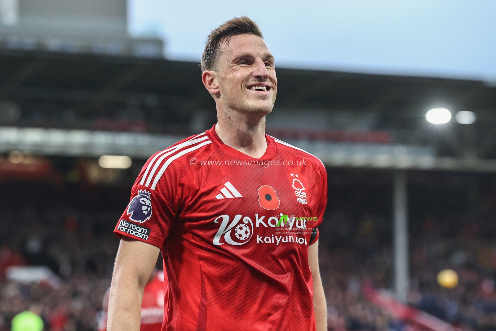 Chris Wood of Nottingham Forest celebrates his goal to make it 1-0 during the Premier League match Nottingham Forest vs West Ham United at City Ground, Nottingham, United Kingdom, 2nd November 2024

(Photo by Alfie Cosgrove/News Images)