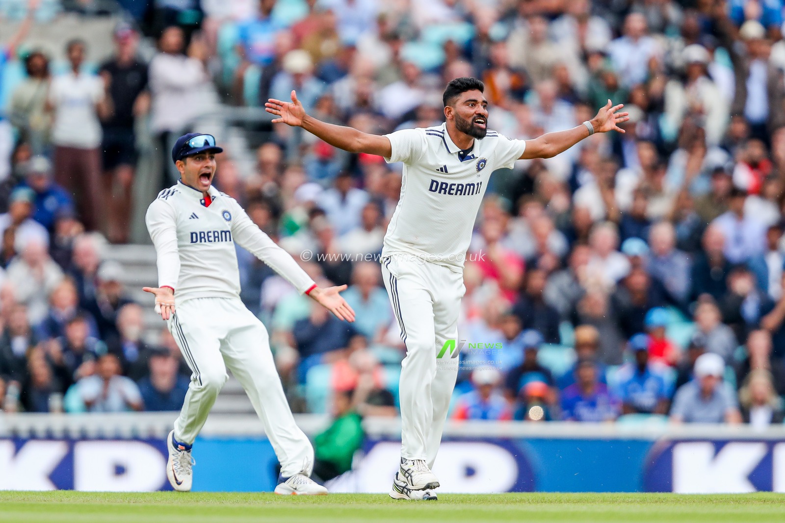 Mohammed Siraj of India celebrates after dismissing Jamie Overton of England during the 5th Rothesay Test Match day 5 England v India at The Kia Oval, London, United Kingdom, 4th August 2025

(Photo by Izzy Poles/News Images)