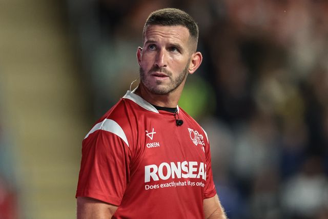 Referee Jack Smith looks up at the LCD tv screen during the Betfred Super League round 23 match Leeds Rhinos vs Hull KR at Headingley Stadium, Leeds, United Kingdom, 21st August 2025

(Photo by Mark Cosgrove/News Images)