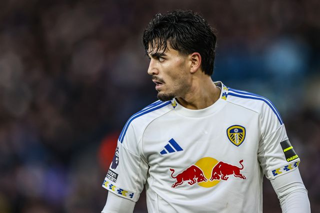 Pascal Struijk of Leeds United during the Premier League match Leeds United vs Aston Villa at Elland Road, Leeds, United Kingdom, 23rd November 2025

(Photo by Alfie Cosgrove/News Images)

*** GER AUT SUI OUT ***