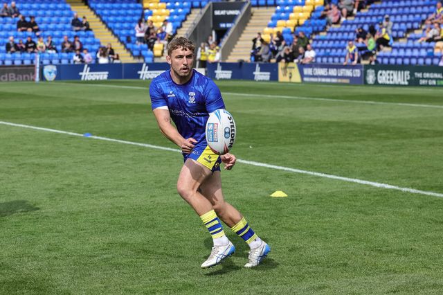 Sam Powell of Warrington Wolves in the pre-game warm up during the Betfred Super League Round 25 match Warrington Wolves vs Leigh Leopards at Halliwell Jones Stadium, Warrington, United Kingdom, 6th September 2025

(Photo by Mark Cosgrove/News Images)