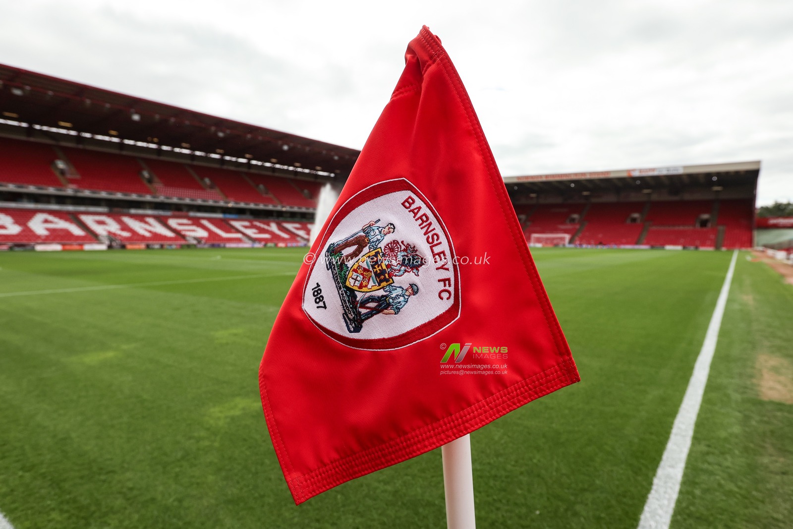 Sky Bet League One: Barnsley v Bromley