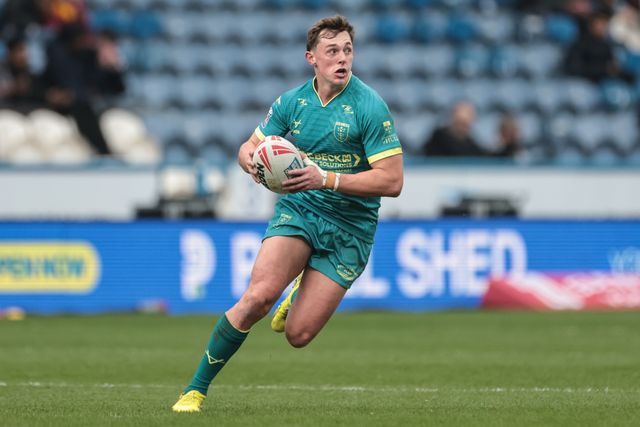 Jack Broadbent of Hull KR breaks with the ball during the Betfred Super League Round 4 match Huddersfield Giants vs Hull KR at Accu Stadium, Huddersfield, United Kingdom on 08 March 2026

(Photo by Mark Cosgrove/News Images)