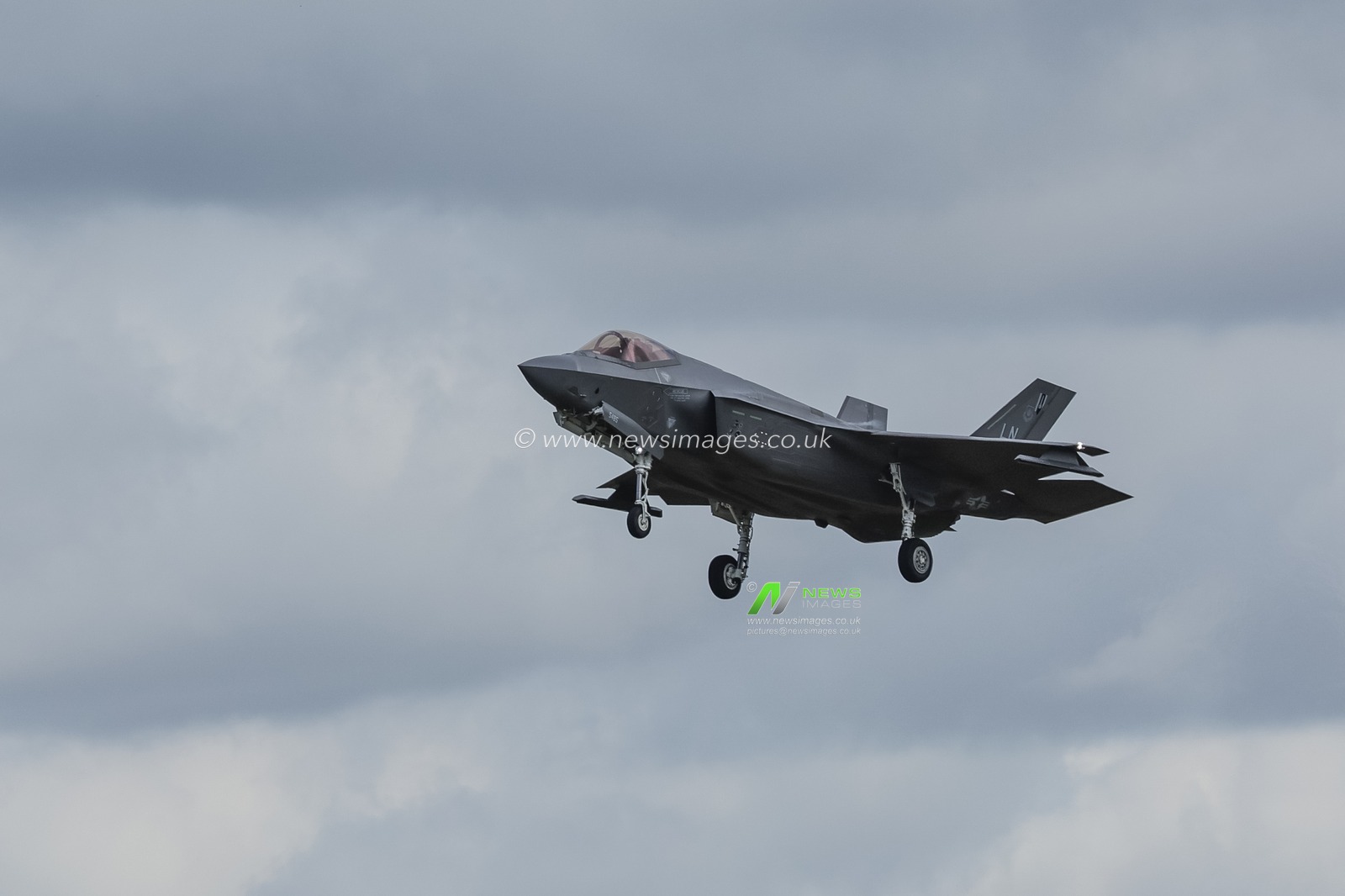 United States Air Force Lockheed Martin F-35 fifth-generation fighter land at RAF Lakenheath, Lakenheath, United Kingdom, 26th June 2025

(Photo by Mark Cosgrove/News Images)