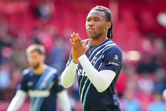 Destiny Udogie of Tottenham Hotspur applauds the fans during the pre-game warm up session during the Premier League match Nottingham Forest vs Tottenham Hotspur at City Ground, Nottingham, United Kingdom on 05 September 2026

(Photo by Maynard Manyowa/News Images)