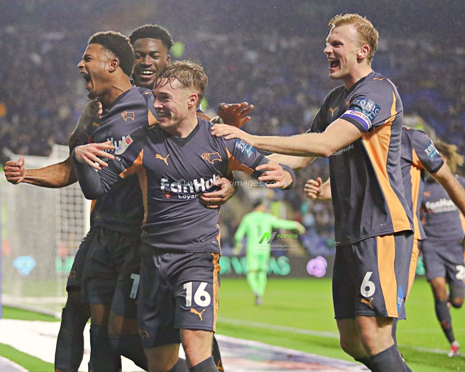 Liam Thompson of Derby County celebrates his goal during the Sky Bet Championship match Sheffield Wednesday vs Derby County at Hillsborough, Sheffield, United Kingdom, 15th December 2025(Photo by Sam Eaden/News Images)*** GER AUT SUI OUT ***